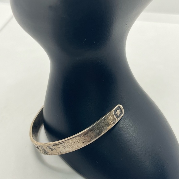 Far Fetched Sterling Silver Not All Who Wander Are Lost Cuff Bracelet vintage - Picture 11 of 12